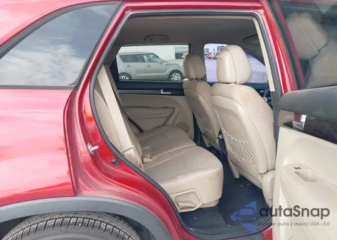 2014 Kia Sorento Lx z USA, uszkodzony, nr VIN 5XYKT3A69EG515066